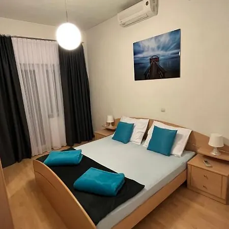 Sunshine House Makarska With Free Beach Parking Exterior photo
