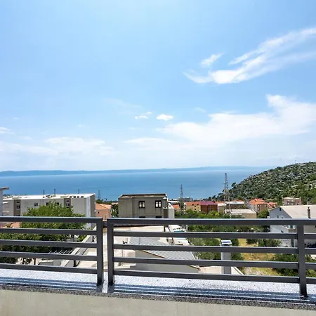 Sunshine House Makarska With Free Beach Parking Exterior photo