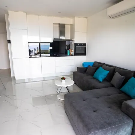 Sunshine House Makarska With Free Beach Parking Exterior photo