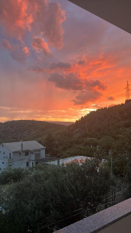 Apartment Sunshine House With Free Parking *