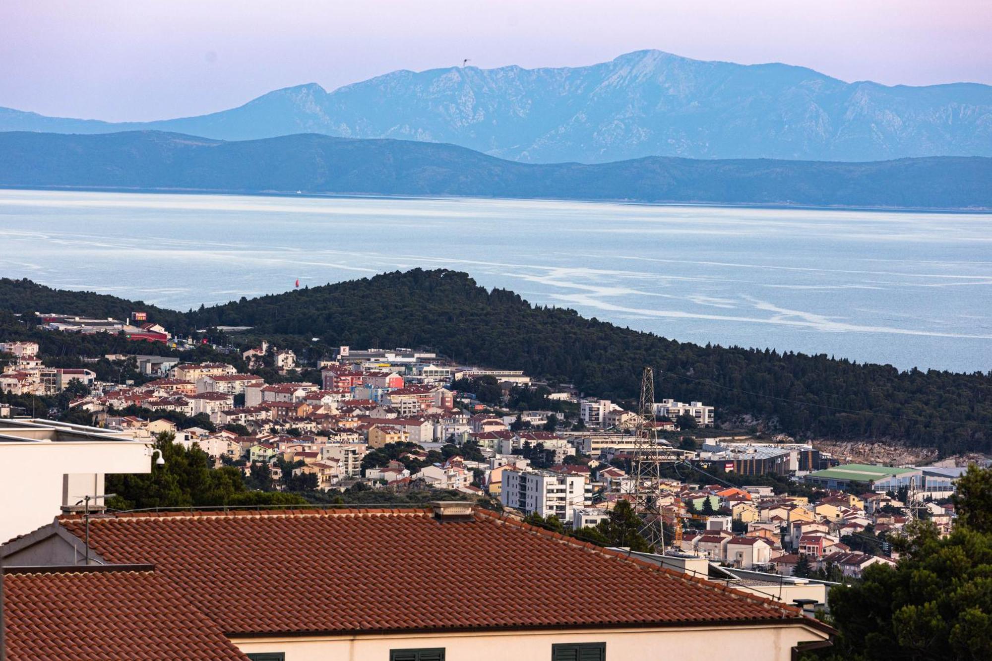 Sunshine House With Free Parking * Makarska