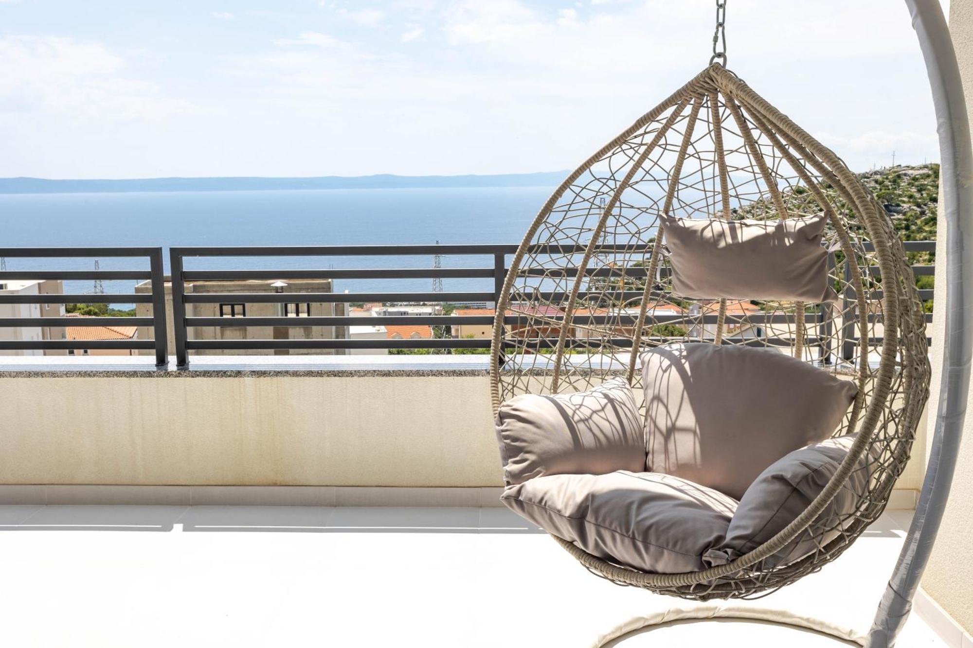 Sunshine House With Free Parking Apartment Makarska