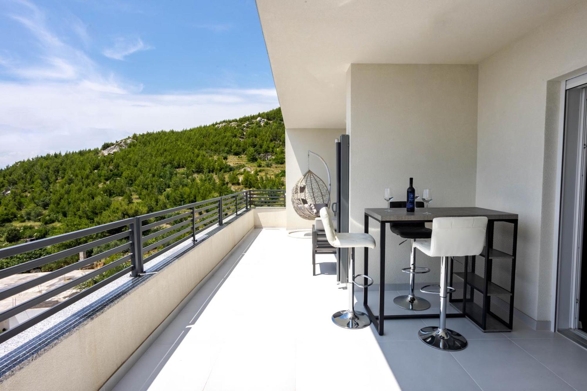Apartment Sunshine House With Free Parking Makarska