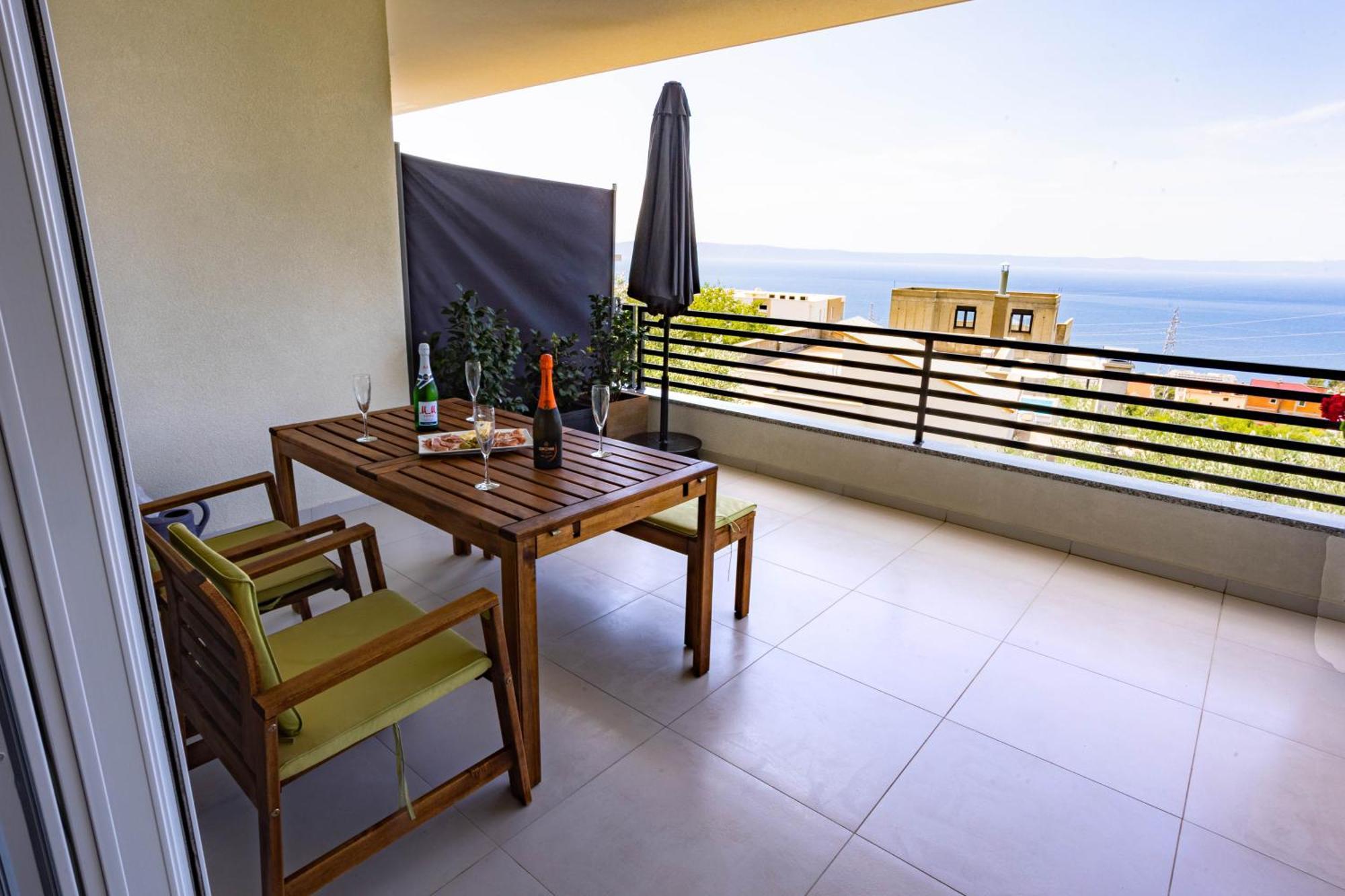 Sunshine House With Free Parking Appartement Makarska